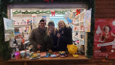 Stand von Weihnachtsmann & Co. auf dem Weihnachtsmarkt in Stuttgart